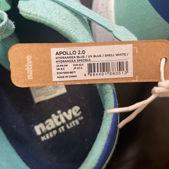 NWT Native athletic shoes Men’s 9.5W/Women’s 11W, hydrangea blue/uv blue - Picture 3 of 4